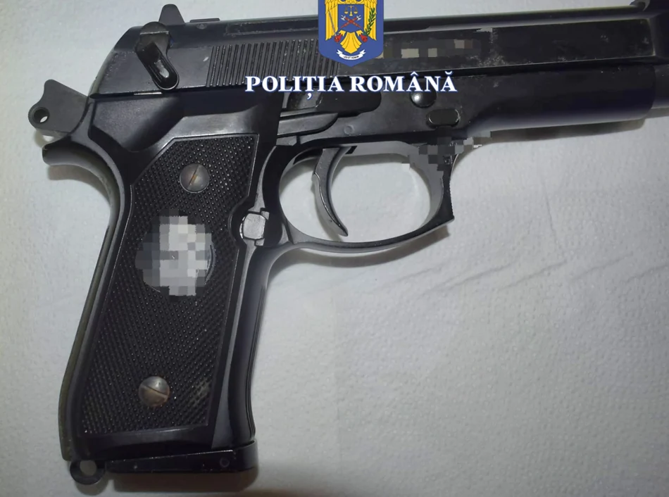 Bărbatii au tras cu pistolul în geamurile restaurantului FOTO: IPJ Constanta