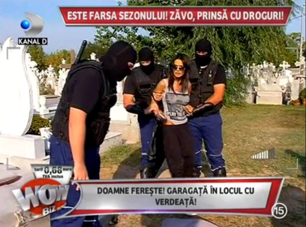 Oana în timpul farsei