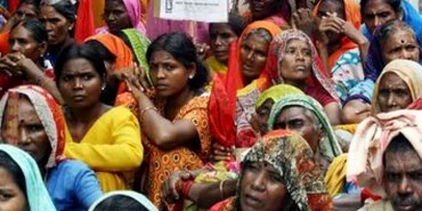 Fermierii indieni protesteză faţă de Organizaţia Mondială a Comerţului