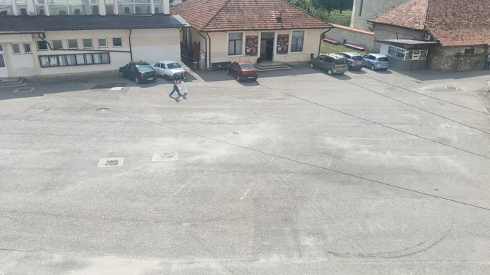 Colegiul Național "Dinicu Golescu", Câmpulung, Argeș Foto: Click!