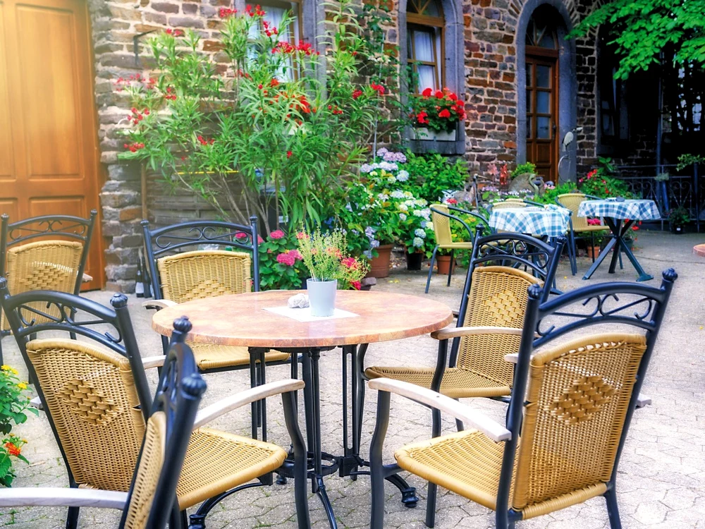 
    Minivacanța de 1 iunie aduce redeschiderea teraselorFoto: zf.ro  