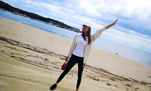 1 romanita iovan grecia halkidiki jpg jpeg