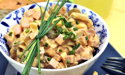 salata picanta cu sunca si branza jpeg