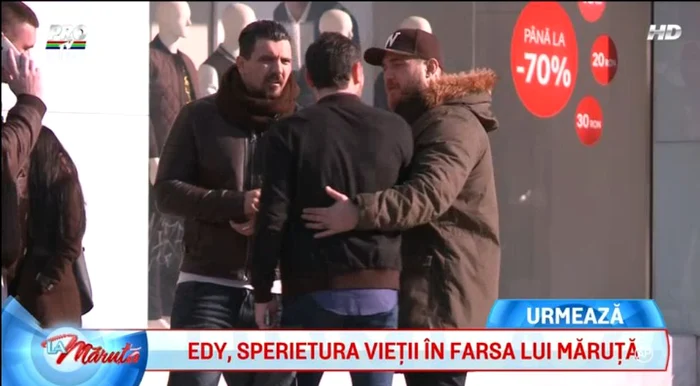 Când unul dintre bărbaţi s-a apropiat foarte tare de el, Edy s-a speriat