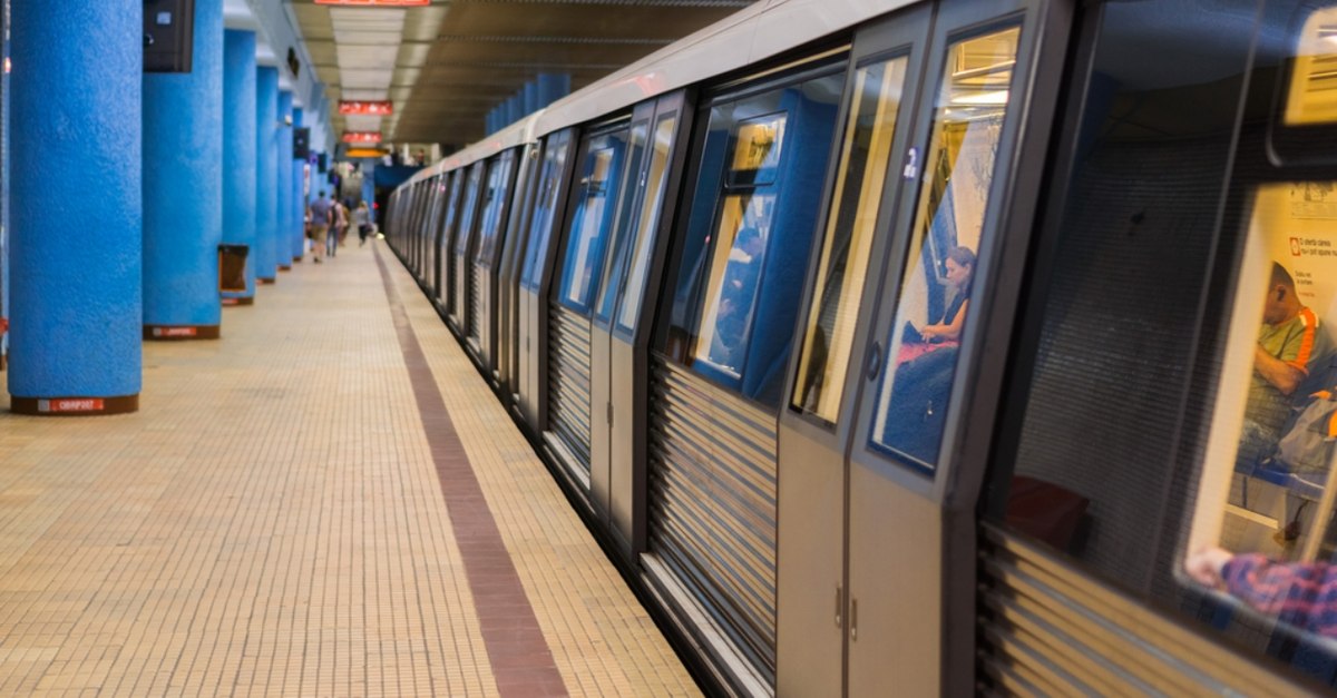 Falsă ofertă de angajare la Metrorex: Sute de oameni, înșelați