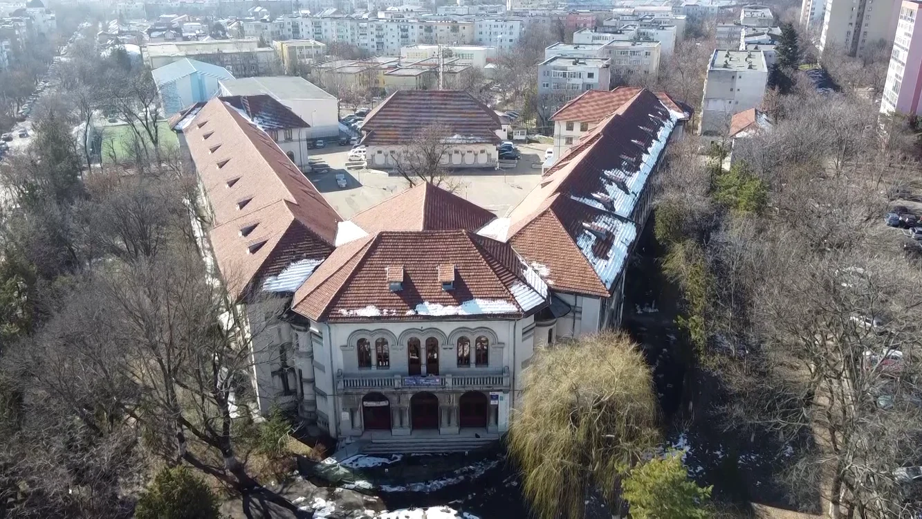 Colegiul Pedagogic are peste un secol vechime. FOTO Iulian Bunilă
