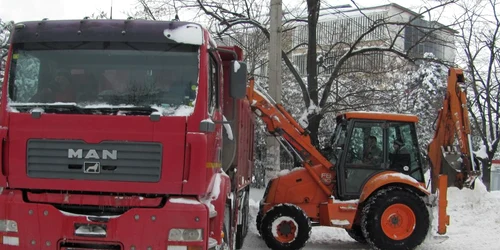 Firmele aduse la deszăpezire  în Vrancea îşi vor primi banii