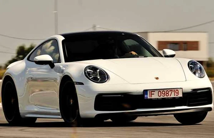 orsche 911 Carrera S