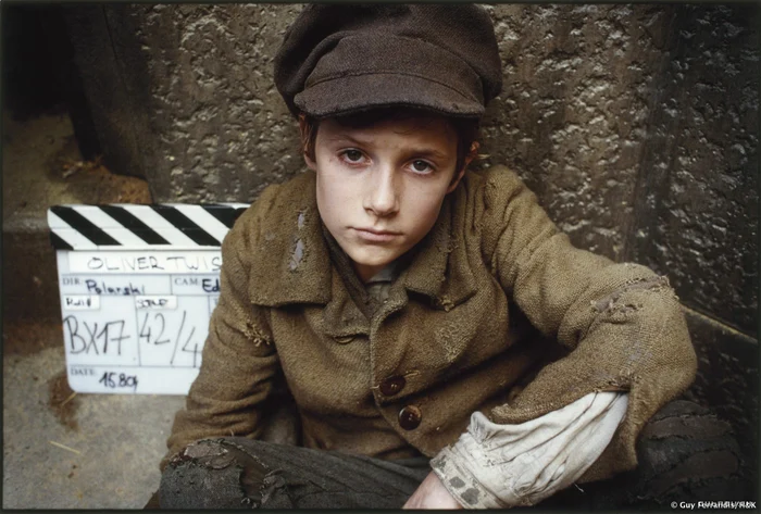 
    Urmărește filmul de la ora 22.10  