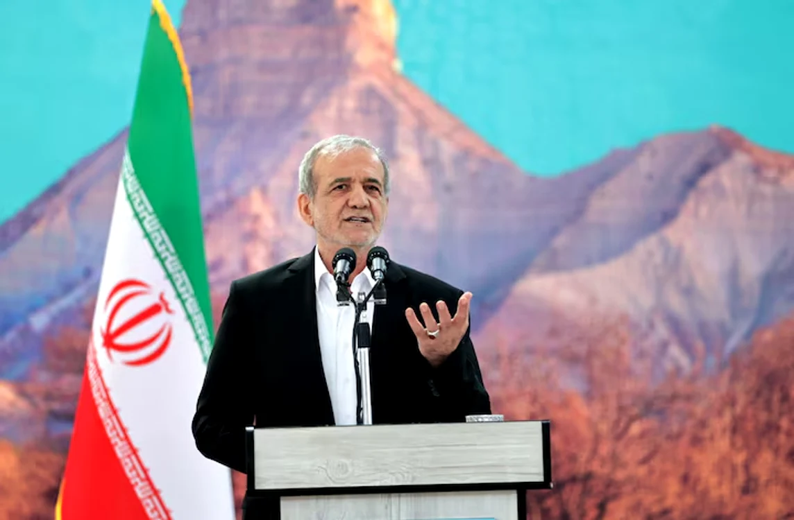  Massoud Pezeshkian