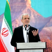 Massoud Pezeshkian presedinte Iran foto x png