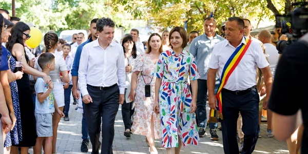 nicusor dan maia sandu in republica moldova foto fb jpg
