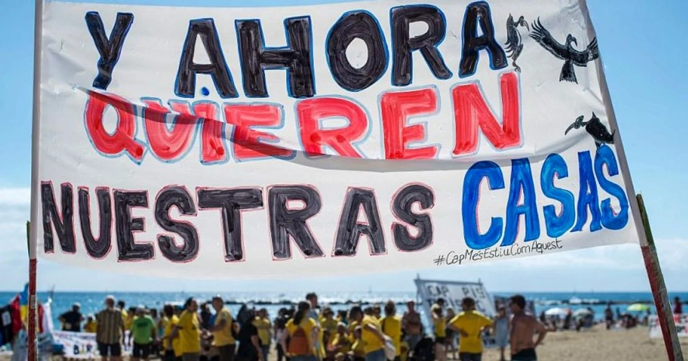 Protest anti-turism pe o plaja din Barcelona FOTO AFP/Getty Images