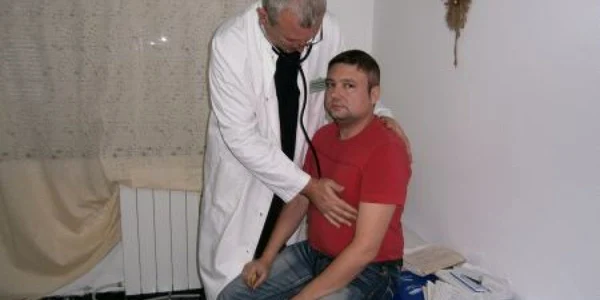 Zilnic, doctorii consultă pacienţi care suferă de viroze