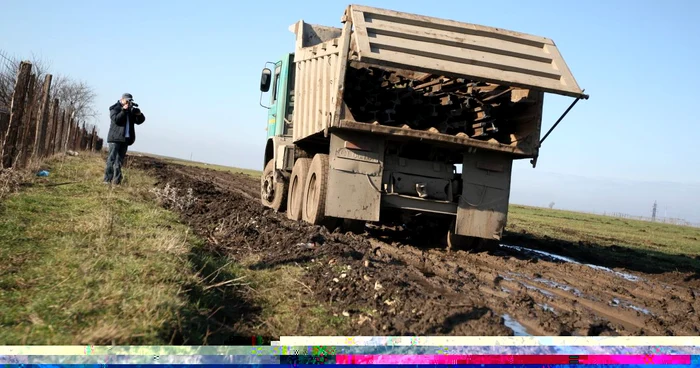 Hoţii vroiau să vândă fierul vechi la un centru de colectare