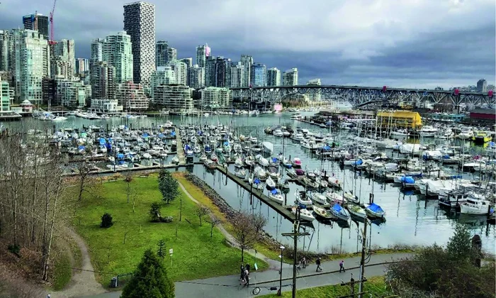 Iahturi aflate în „hibernare”, la câţiva paşi de centrul Vancouverului