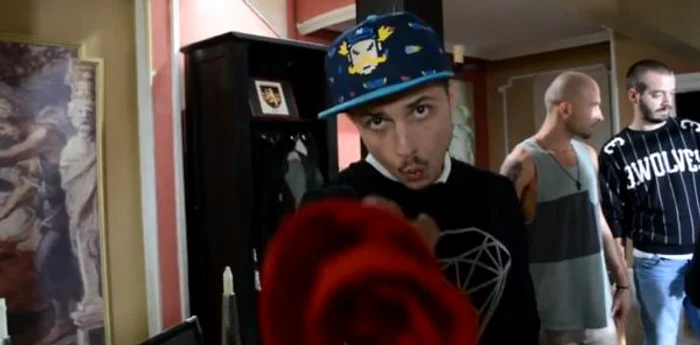 Videoclipul &quot;Adam şi Eva&quot; al lui Uddi a fost filmat în studiourile din Buftea