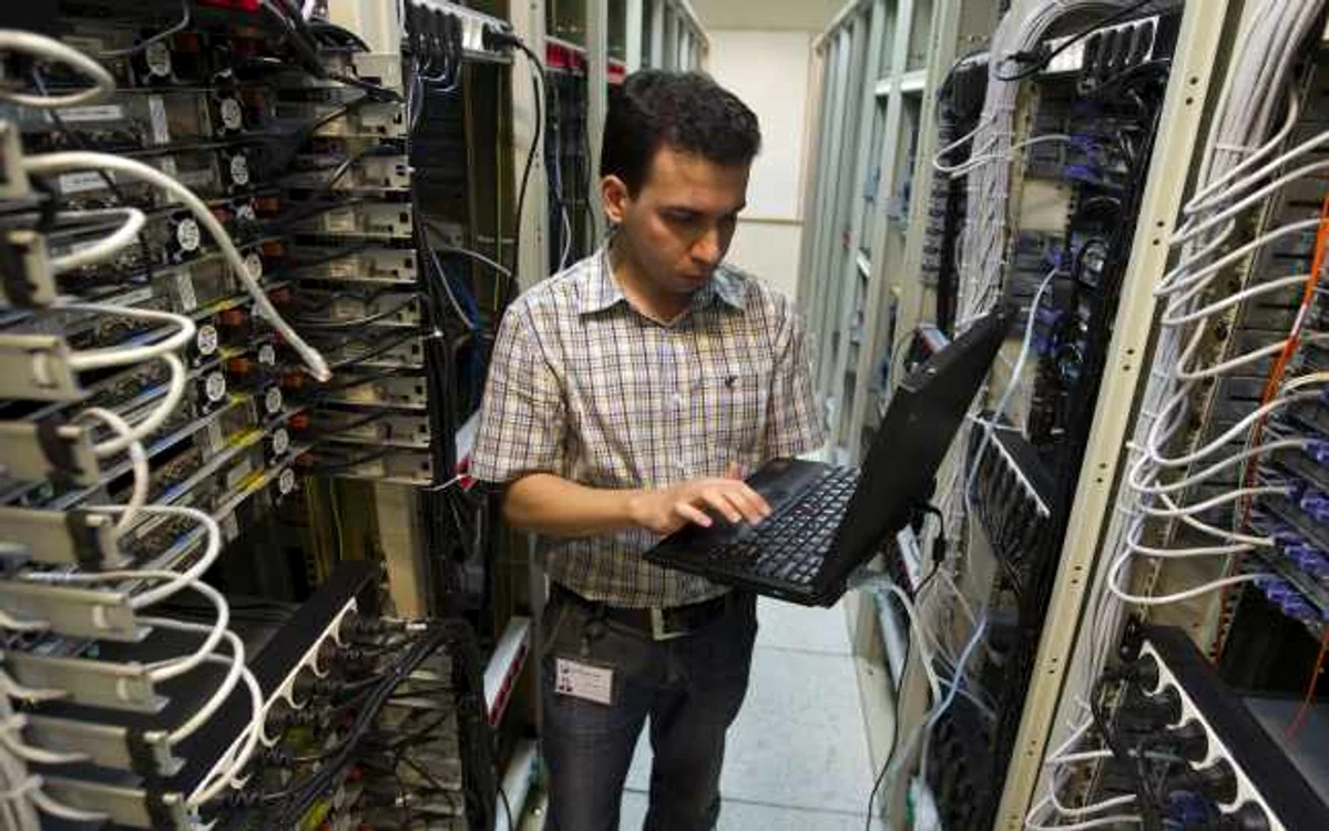 NSA a accesat bazele de date ale companiilor Yahoo şi Google. FOTO: Arhivă Adevărul.