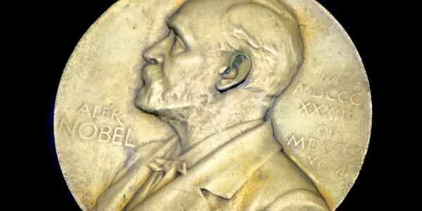 Cercetătorii americani David Julius şi Ardem Patapoutian, laureaţi ai premiului Nobel pentru medicină pe anul 2021 jpeg