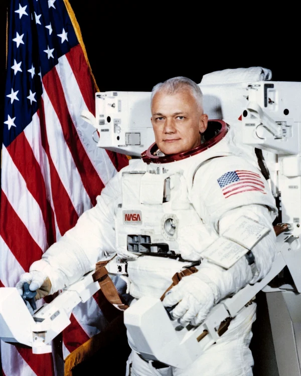 bruce mccandless