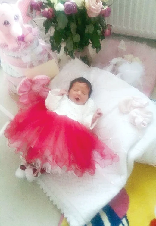 Izabela Ştefania  Ioana are o  garderobă  de prinţesă