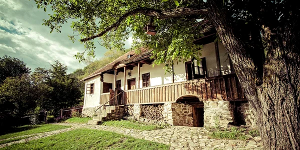 Casa de oaspeti a Regelui Charles din Valea Zălanului Sursa Foto contele Kalnoky png