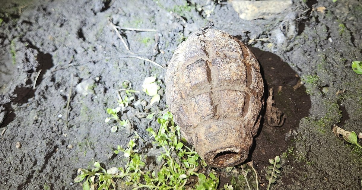 Grenadă neexplodată găsită în zona Gării din Galaţi. Intervenţie de urgenţă a pirotehniştilor