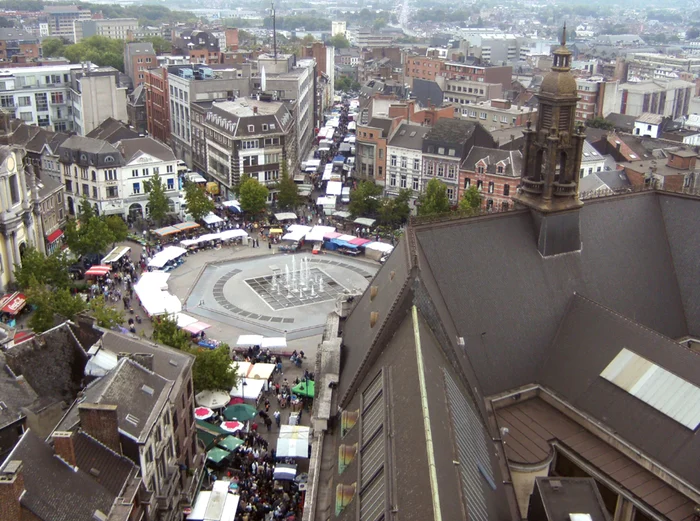 Charleroi, Belgia, a fost mulți ani etichetat ca „cel mai urât oraș din lume”