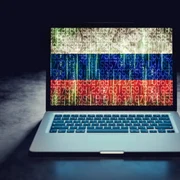 propaganda fake hacking rusia online foto shutterstock
