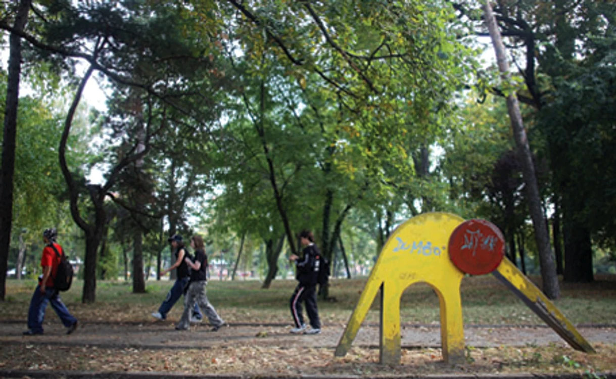 Totul este uitat în Parcul Copiilor: şi jocurile micuţilor, şi asigurările de renovare