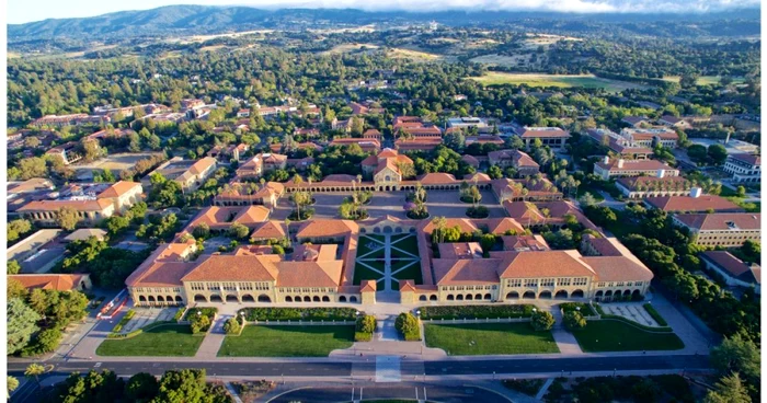 Rusia a inclus Universitatea Stanford pe lista organizațiilor „indezirabile”. FOTO: arhivă