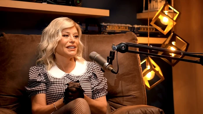 Loredana Groza la podcastul Vin de o poveste by Radu Țibulcă   captură (5) png