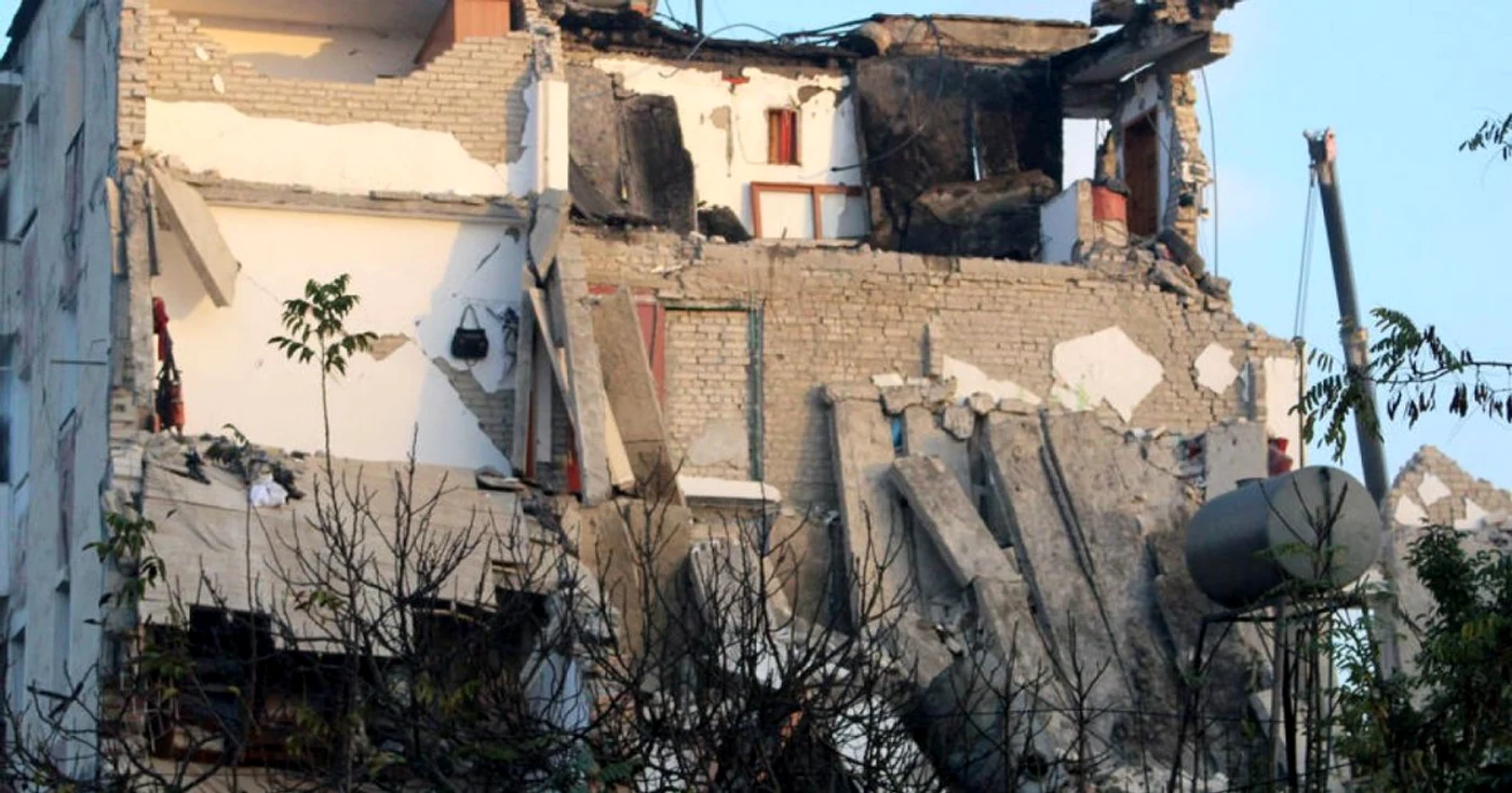 Peste 5.000 de persoane au rămas fără locuinţe în urma cutremurului produs marţi în Albania FOTO EPA-EFE