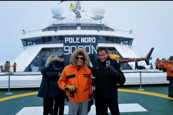 Nonagenarul a ajuns acolo la bordul navei „Le Commandant Charcot” (Foto: Guinness World Records)