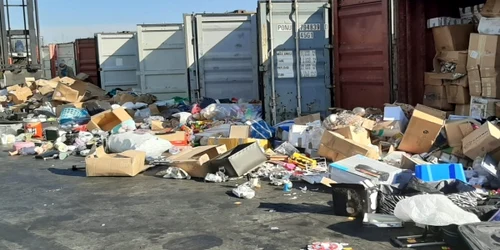 Containere cu deseuri sosite din marea britanie FOTO Politia de Frontiera