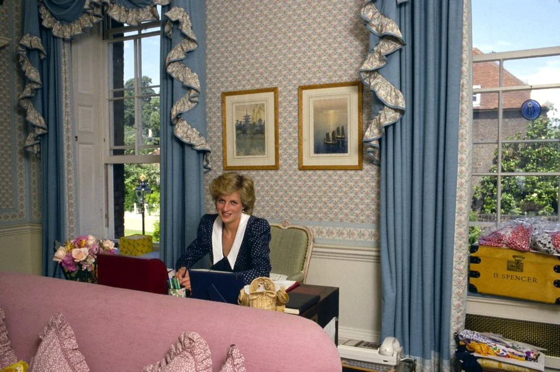 diana drawing room jpeg