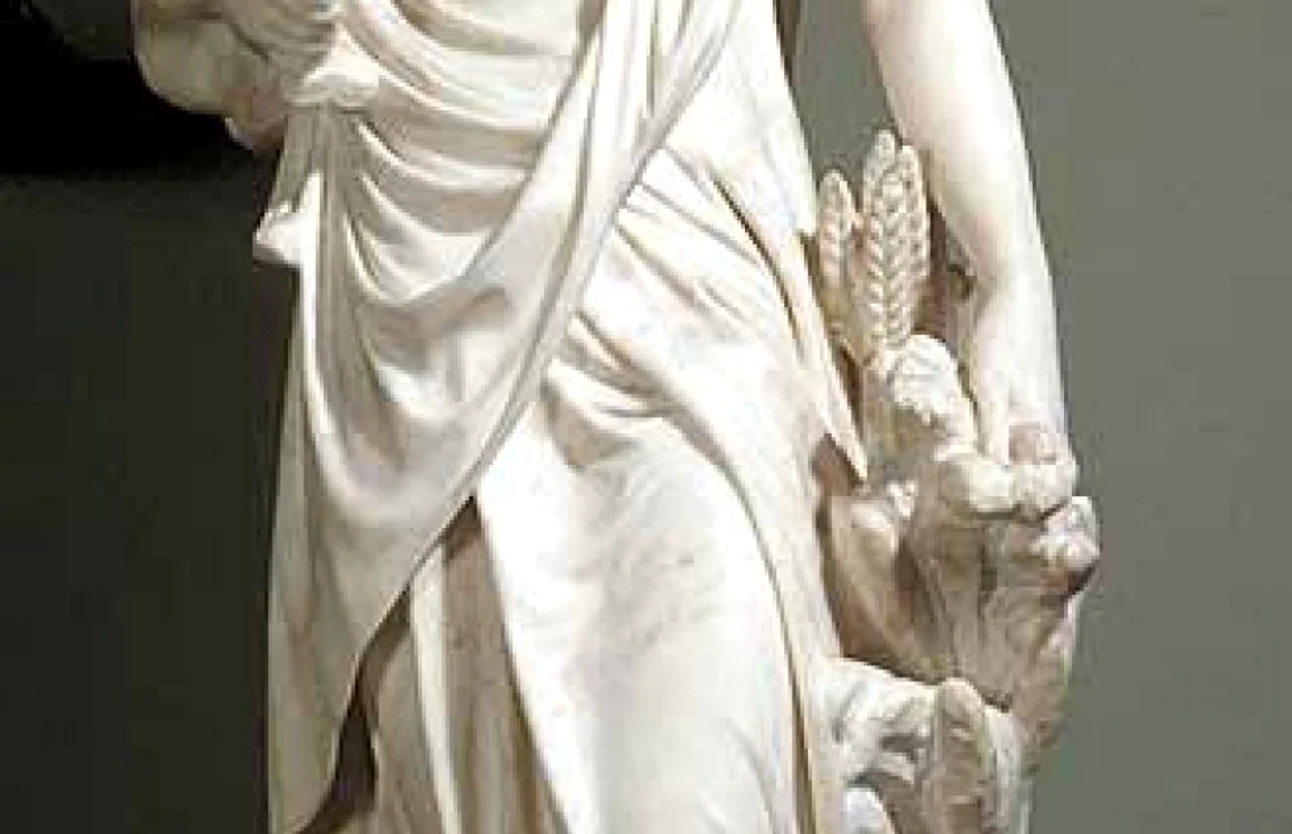 Statuia lui Ceres, din Muzeul Luvru, din Paris, se pare că ar înfăţişa-o pe desfrânata Iulia destul de realist. FOTO xn--uu-l82dp24f.com