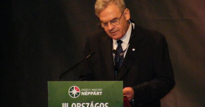 Tokes Laszlo, preşedintele CNMT, la Congresul Naţional al PPMT Foto: Ana Gajdo