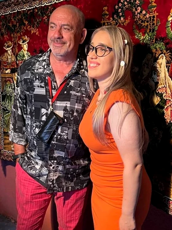 Emil Mitrache și Roxana Zidaru s-au pozat cu Răpirea din Serai