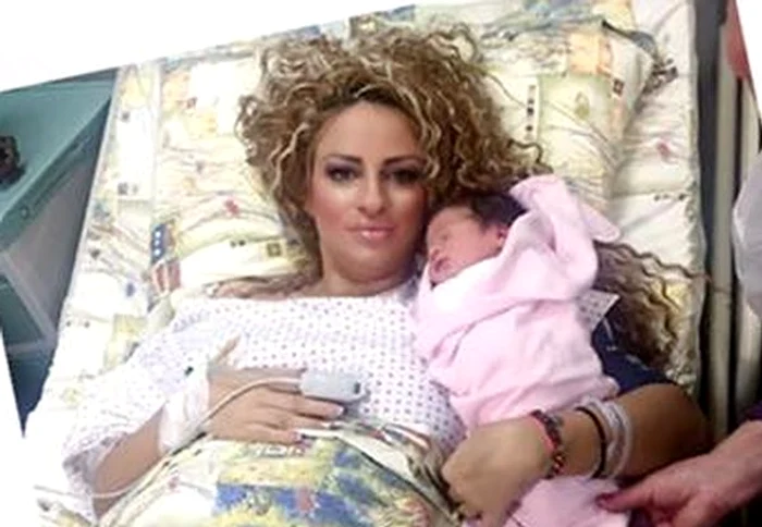 
    Daniela Stan şi iubitul ei Gabi vor fi părinţi spirituali pentru micuţa Ştefania isabelafoto: Arhiva Personală  