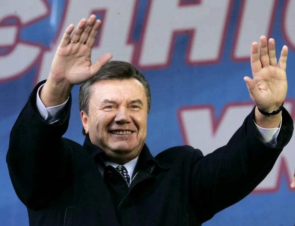
    Aşa arată controversata  reşedinţă a fostului  preşedinte al Ucrainei,  Viktor Ianukovici (Fotografii: guliver/gettyimages / reuters / afp)  