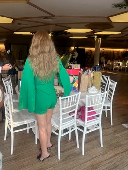 Alina Laufer (40 de ani) a făcut furori aseară la petrecerea pe care a dat-o împreună cu soțul ei
