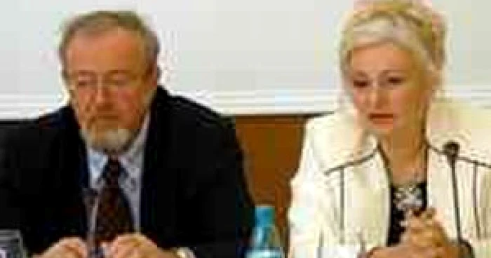 Florin Costiniu este urmărit penal din 10 decembrie