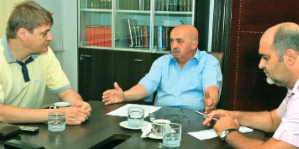 Dumitru Viorel Mănescu: „Un milion de euro pe an  din notariat? Nu se poate!“