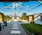 Proprietatea are 540 de metri pătrați și este alcătuită din trei clădiri. FOTO: sothebysrealty.com