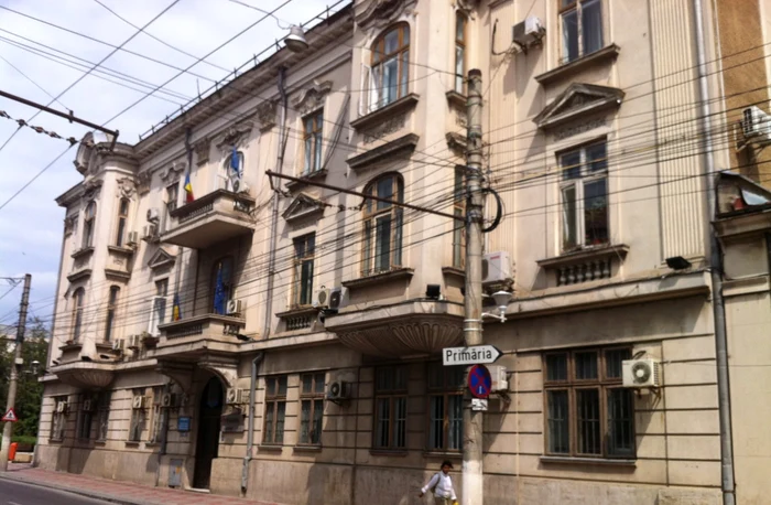 În imobil a funcționat mulți ani Primăria Galați FOTO: Arhivă, Adevărul