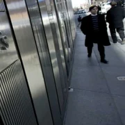 Agenţia de rating Moody's a lovit 15 dintre cele mai mari bănci din SUA 