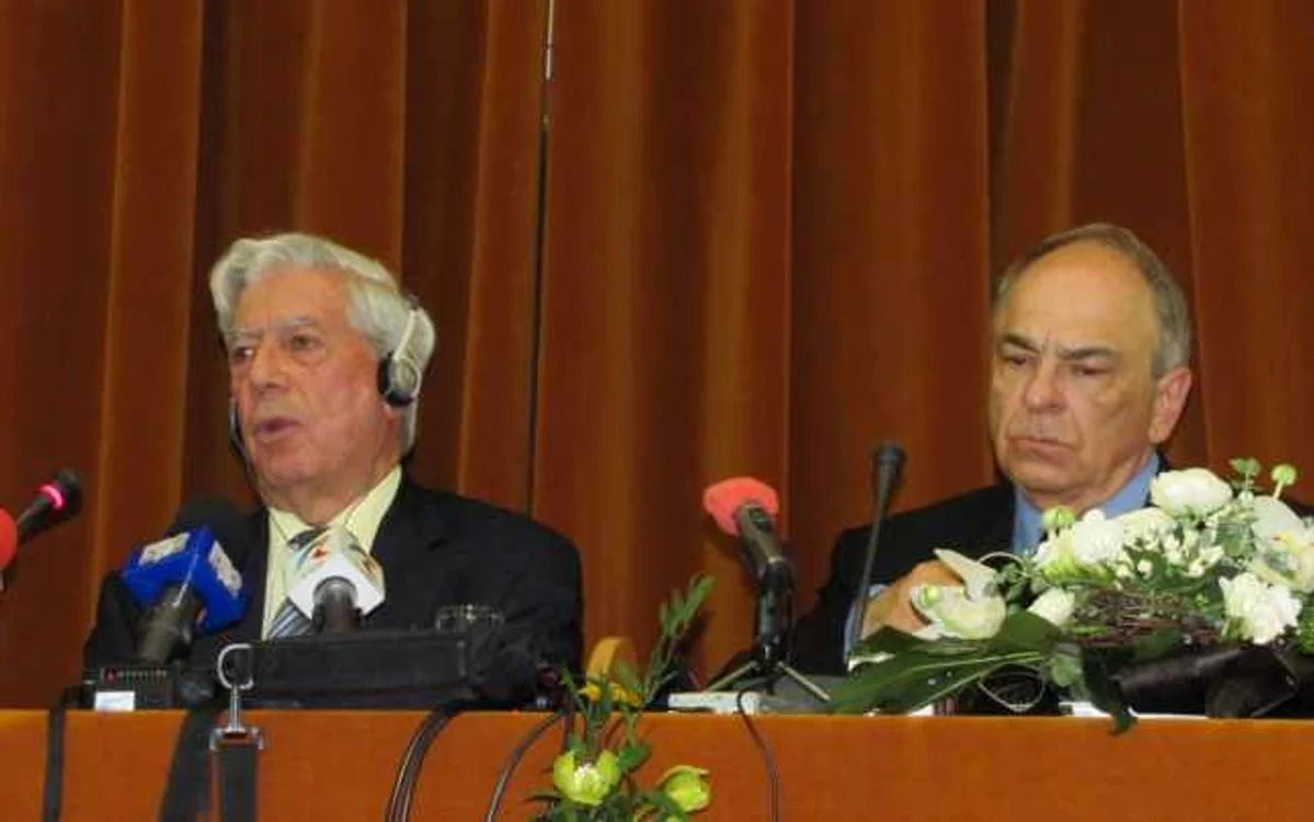 Dialog între Mario Vargas Llosa şi Gabriel Liiceanu FOTO: Florina Pop