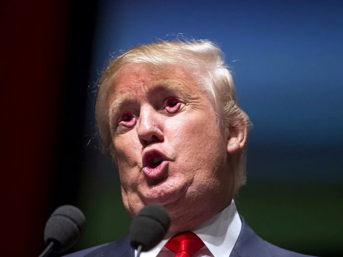 I-au înlocuit ochii cu propria gură