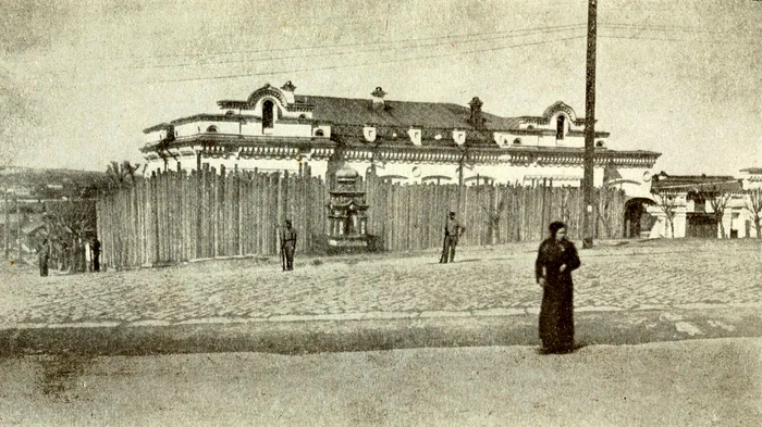 Casa Ipatiev din Yekaterinburg FOTO wikipedia